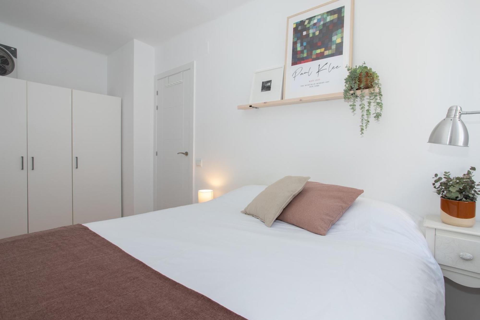 Sunshine & Beach Urban Two-bedroom Appartement Barcelona